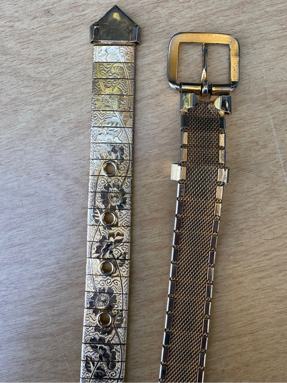 Vintage Gold-Toned Floral Engraved Metal Link Belt